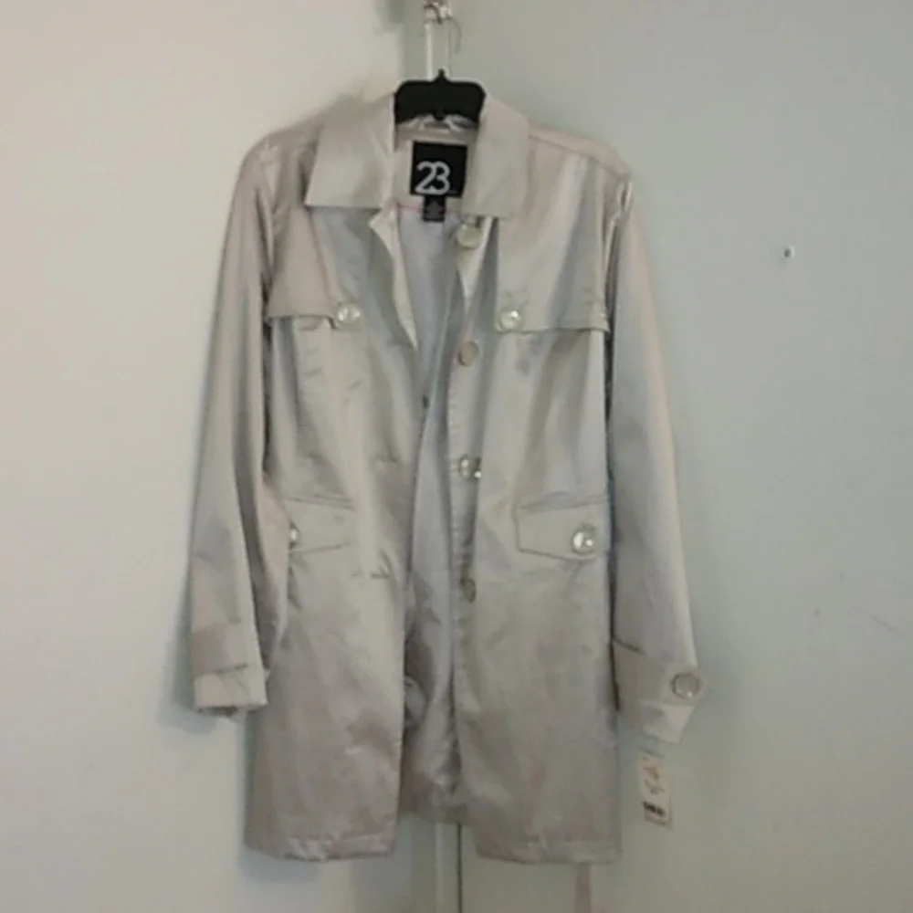 Tan  Trench Coat light weight NWT - Picture 2 of 5